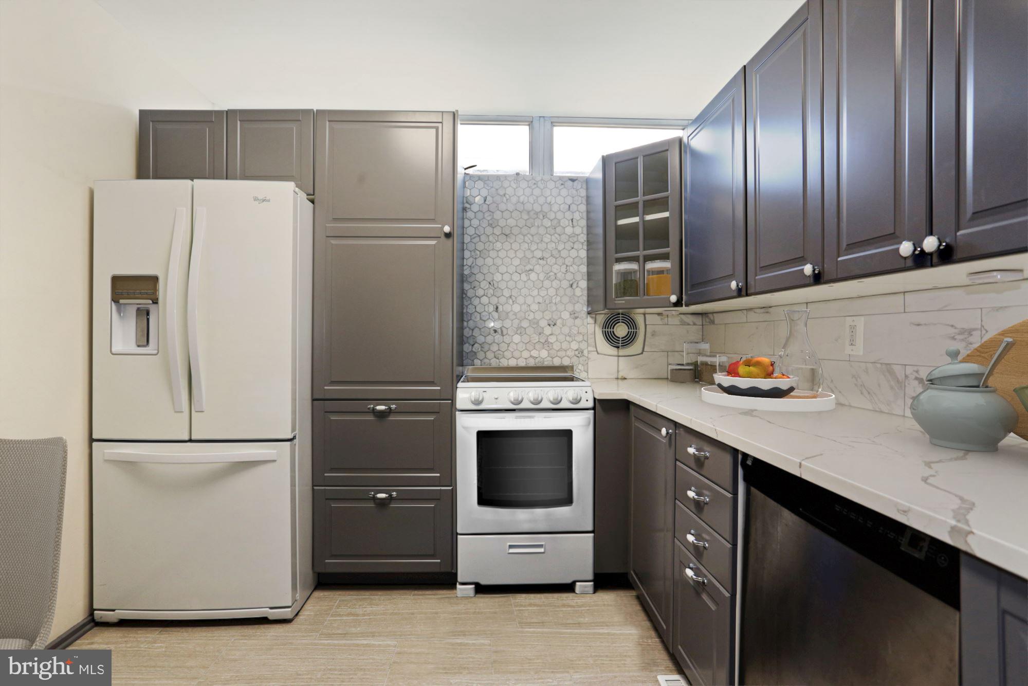 390 N Street Southwest Washington, DC 20024 - Photo 11 of 41 Kitchen