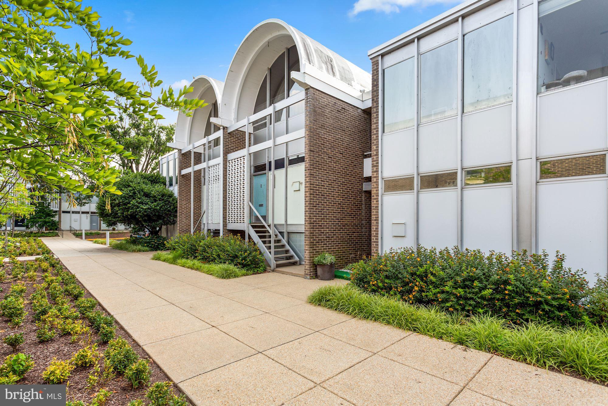 390 N Street Southwest Washington, DC 20024 - Photo 26 of 41