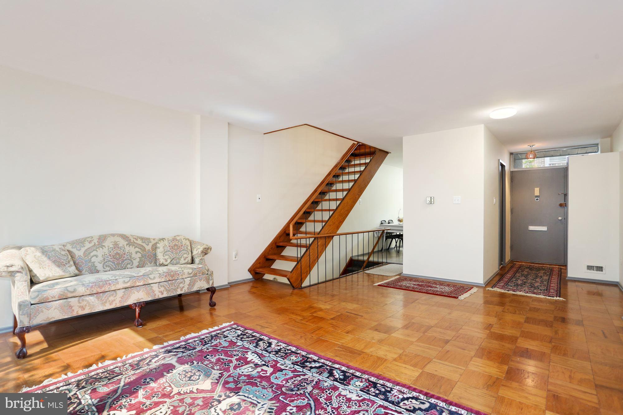 390 N Street Southwest Washington, DC 20024 - Photo 4 of 41 Living/Dining w/floating stairs