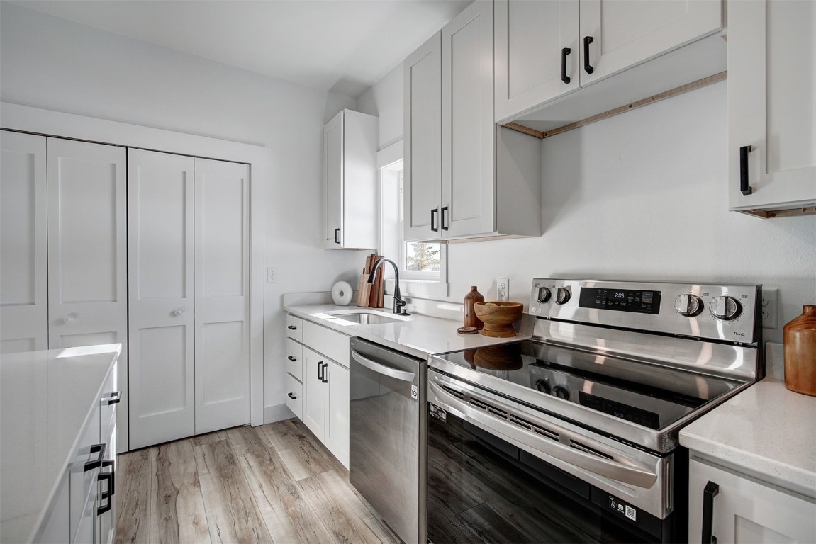 68 Sun Rock Road, Unit A Fairplay, CO 80440 - Photo 9 of 35 Lincoln Model Home Photos. Same model home by same builder.