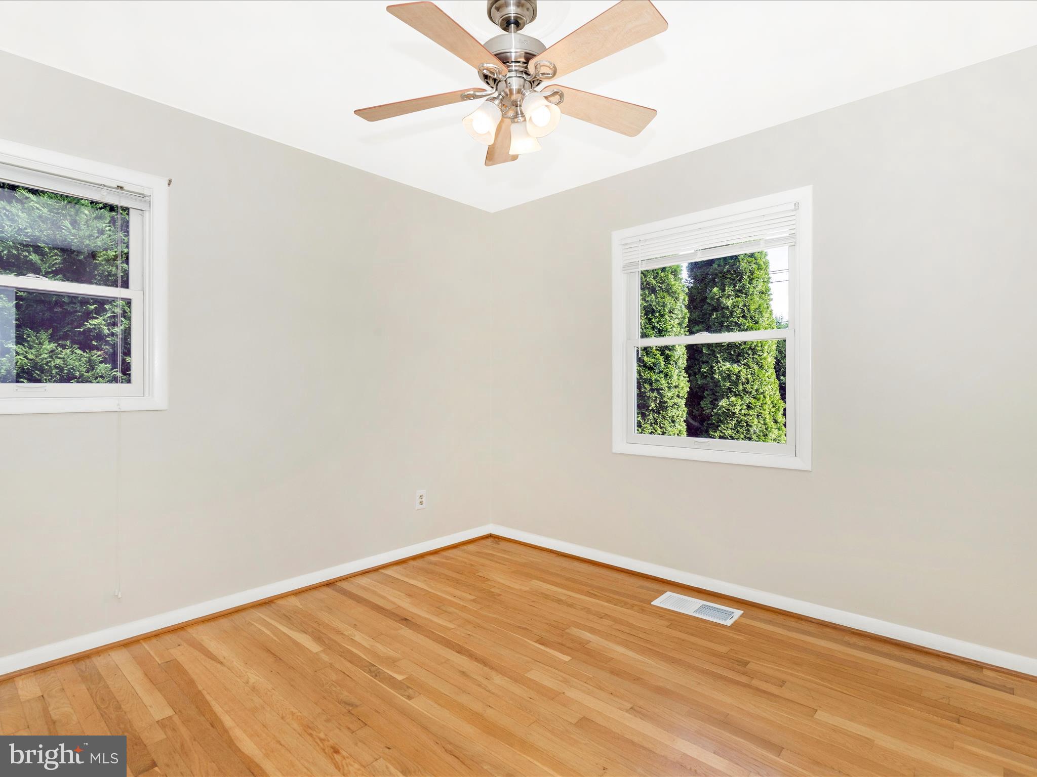 18004 Muncaster Road Rockville, MD 20855 - Photo 25 of 48 Bedroom 2