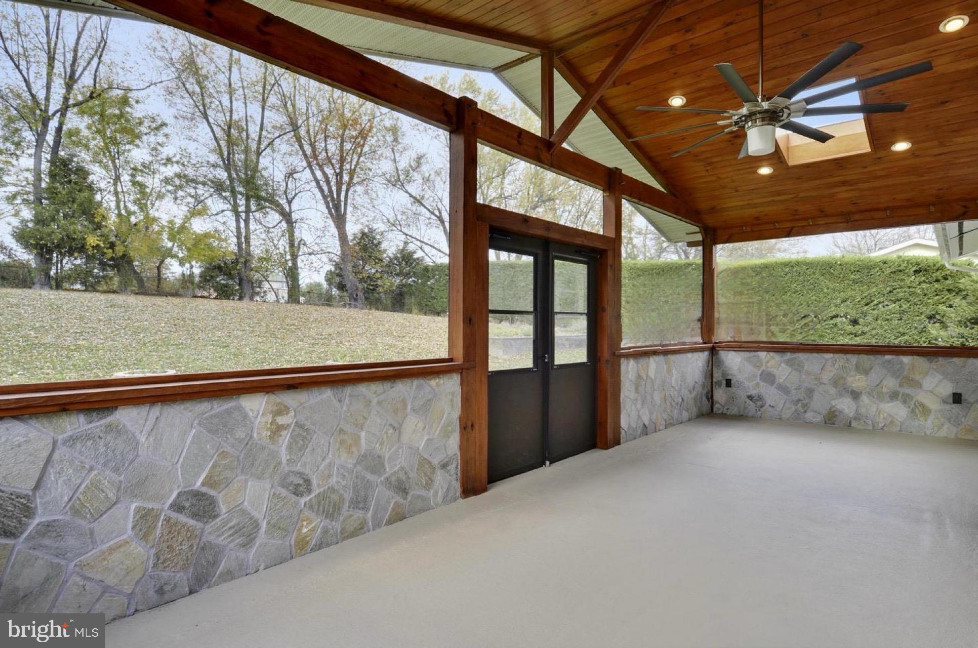 18004 Muncaster Road Rockville, MD 20855 - Photo 31 of 48