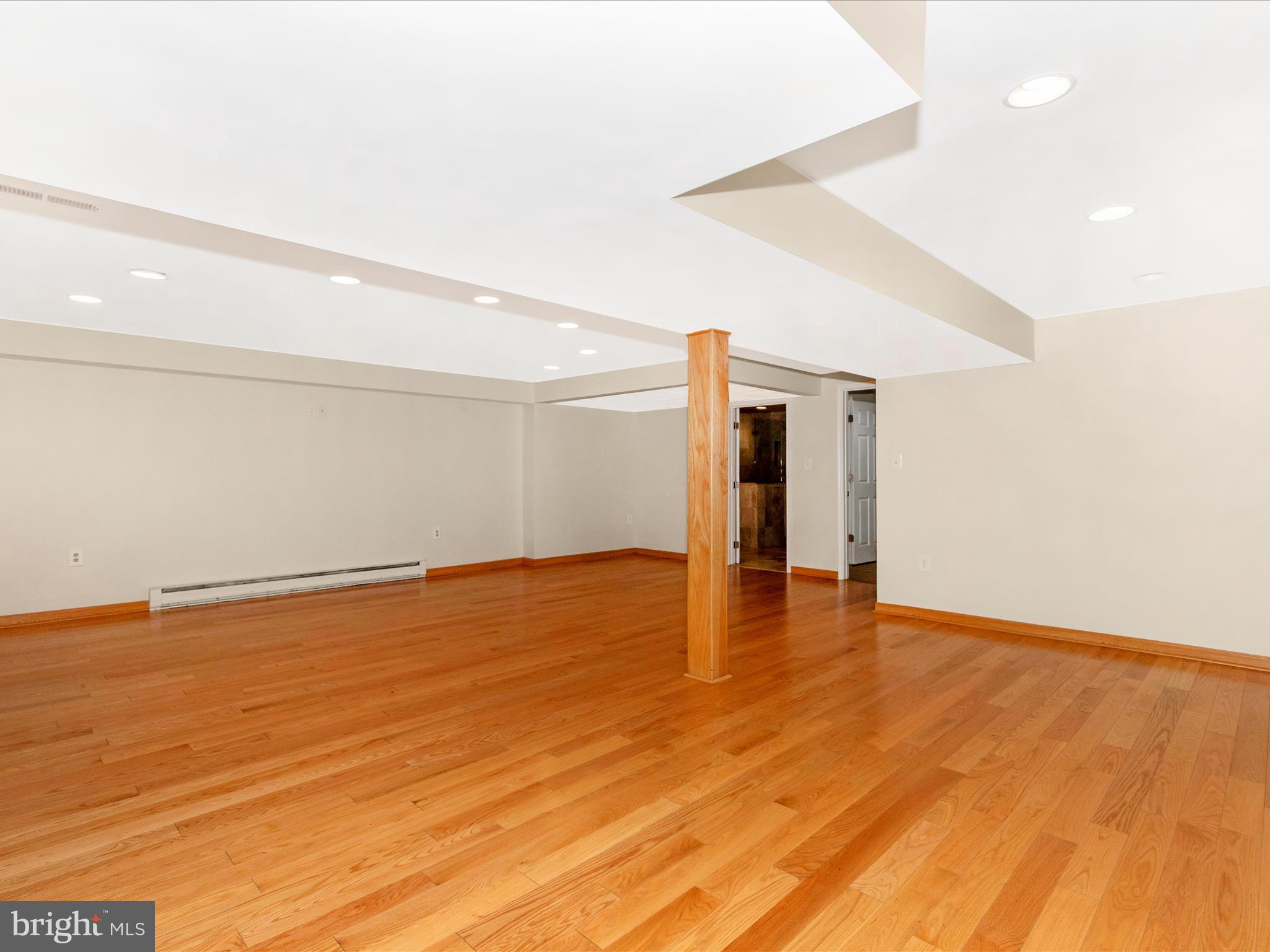 18004 Muncaster Road Rockville, MD 20855 - Photo 35 of 48 Lower Level