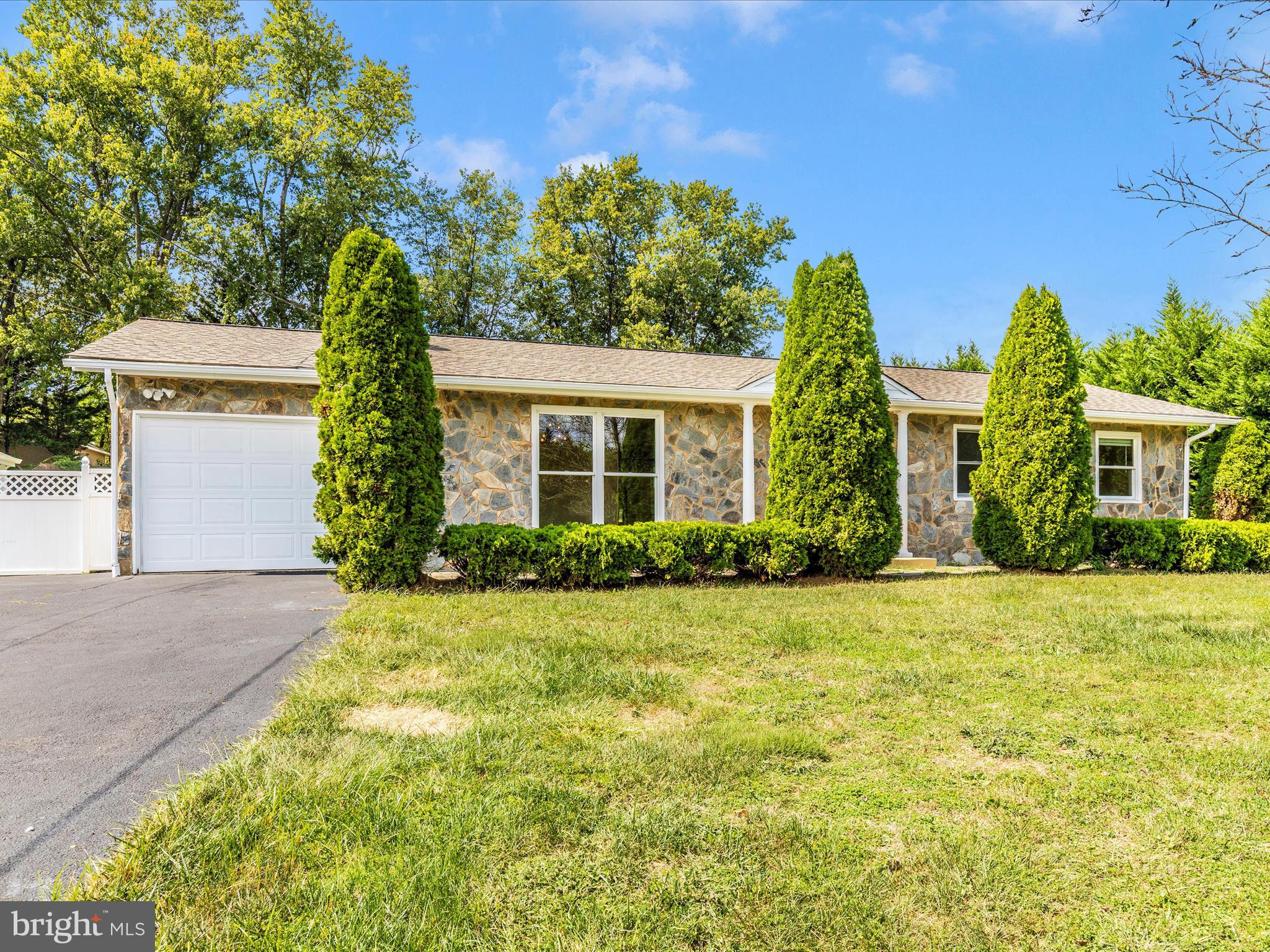 18004 Muncaster Road Rockville, MD 20855 - Photo 41 of 48 Exterior Front