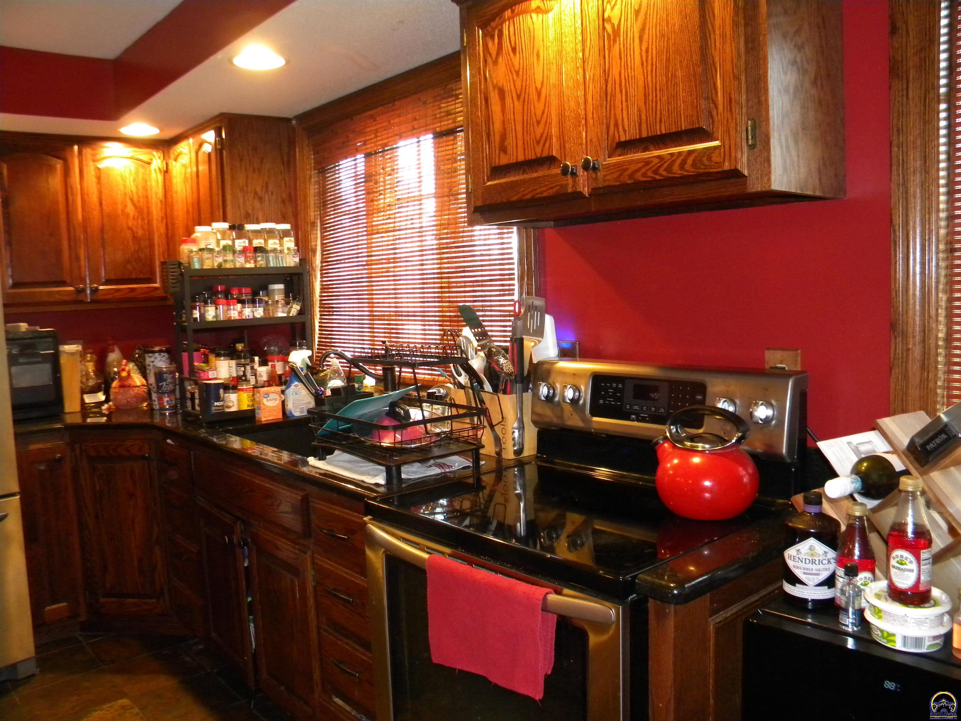 1020 Wanamaka Road Emporia, KS 66801 - Photo 12 of 24