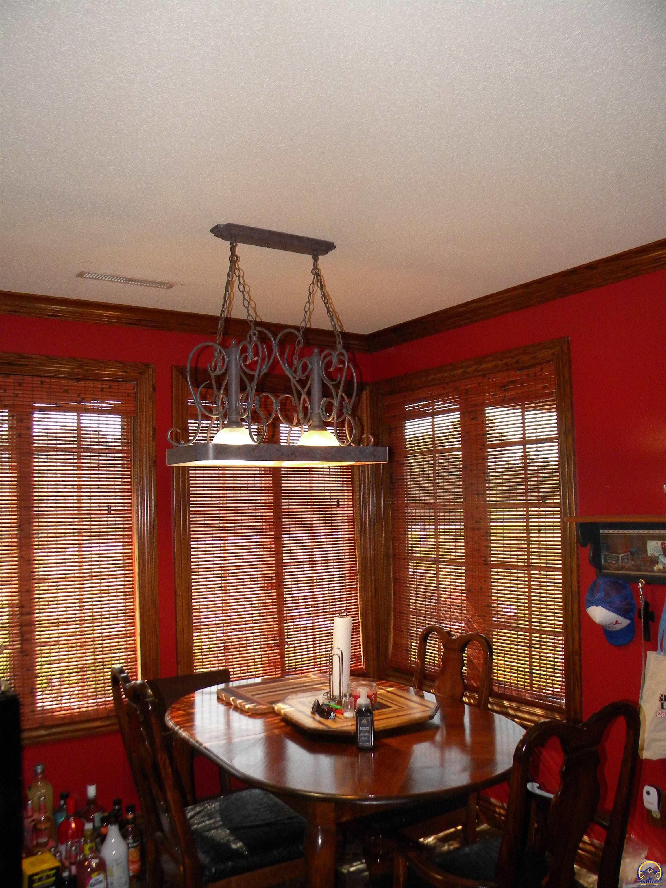 1020 Wanamaka Road Emporia, KS 66801 - Photo 14 of 24