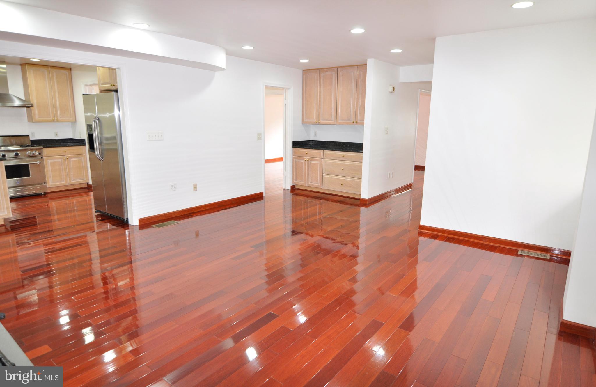 6860 Chelsea Road McLean, VA 22101 - Photo 8 of 21 Gallery Image 8