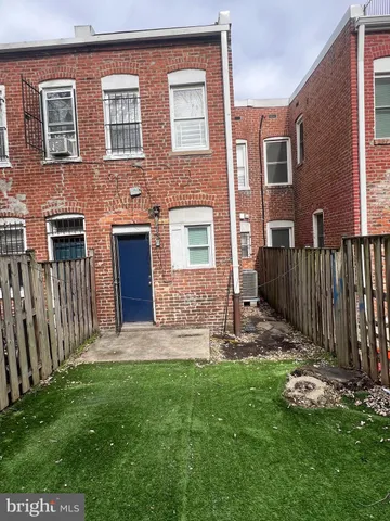 $3,900 | 68 O Street Northwest, Washington, DC 20001