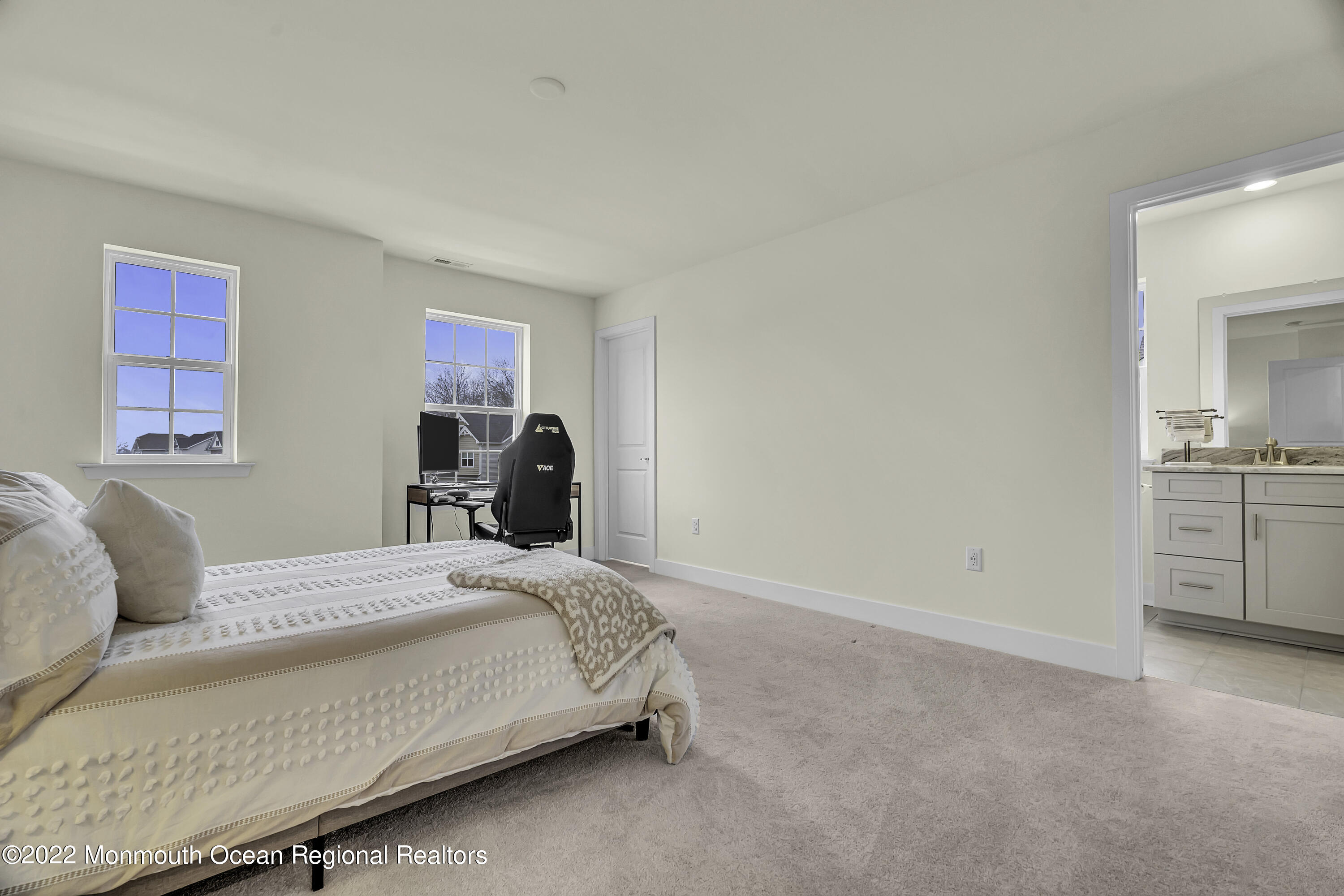 20 Heliport Drive Tinton Falls, NJ 07724 - Photo 18 of 30 049_dsc03434