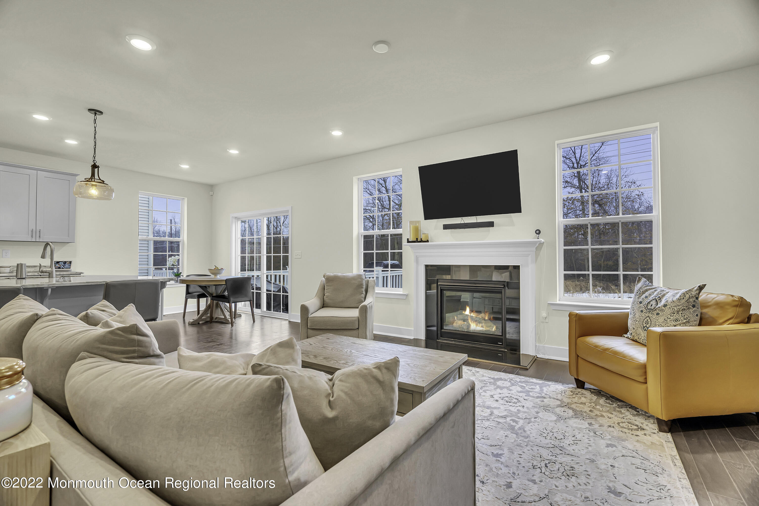 20 Heliport Drive Tinton Falls, NJ 07724 - Photo 4 of 30 005_dsc03139-1