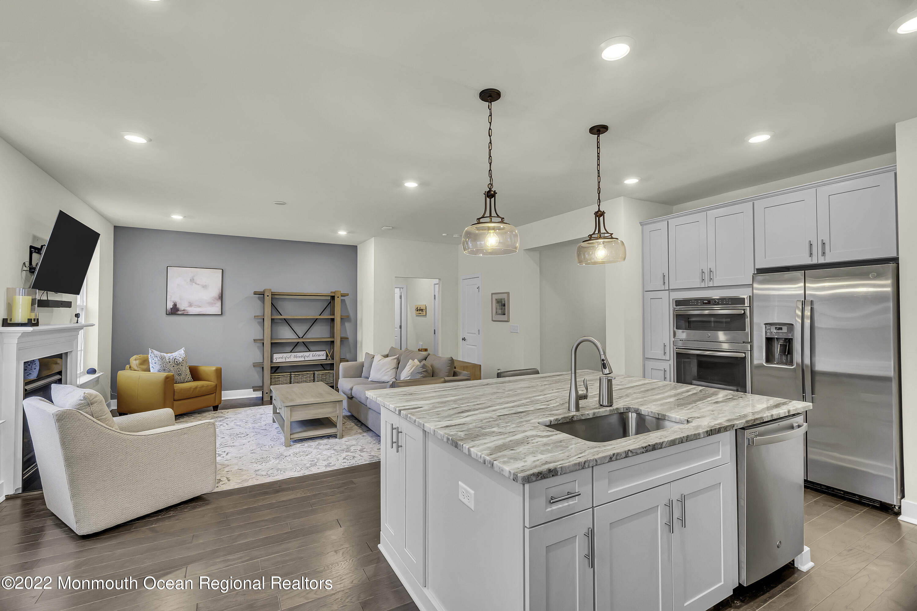 20 Heliport Drive Tinton Falls, NJ 07724 - Photo 10 of 30 024_dsc03244