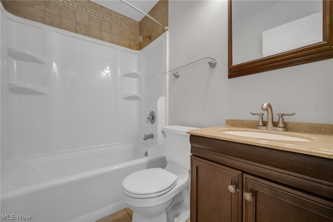 15067 Rochelle Drive Maple Heights, OH 44137 - Photo 14 of 31