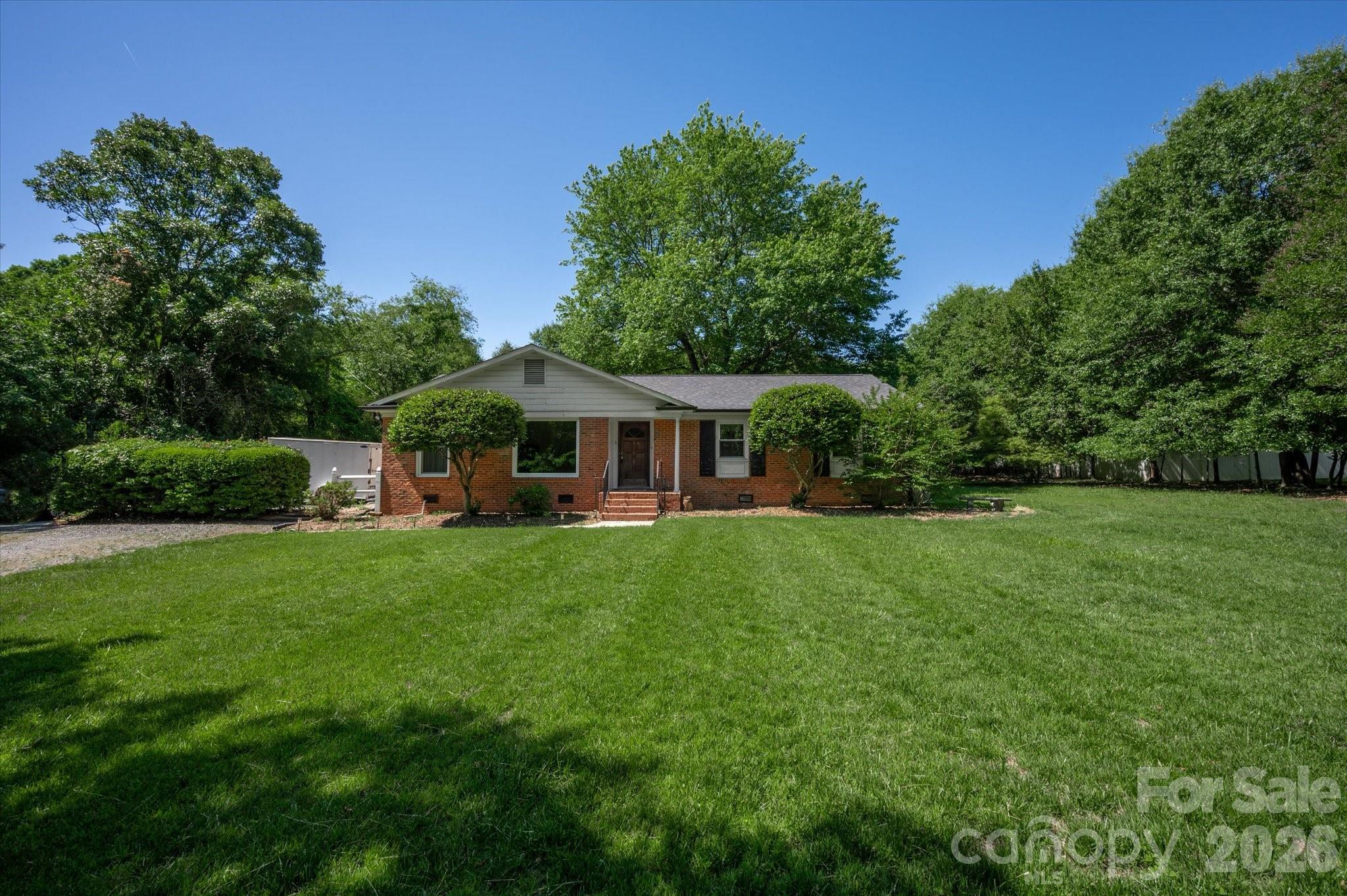 2645 Walker Road Matthews, NC 28105 - Photo 2 of 41