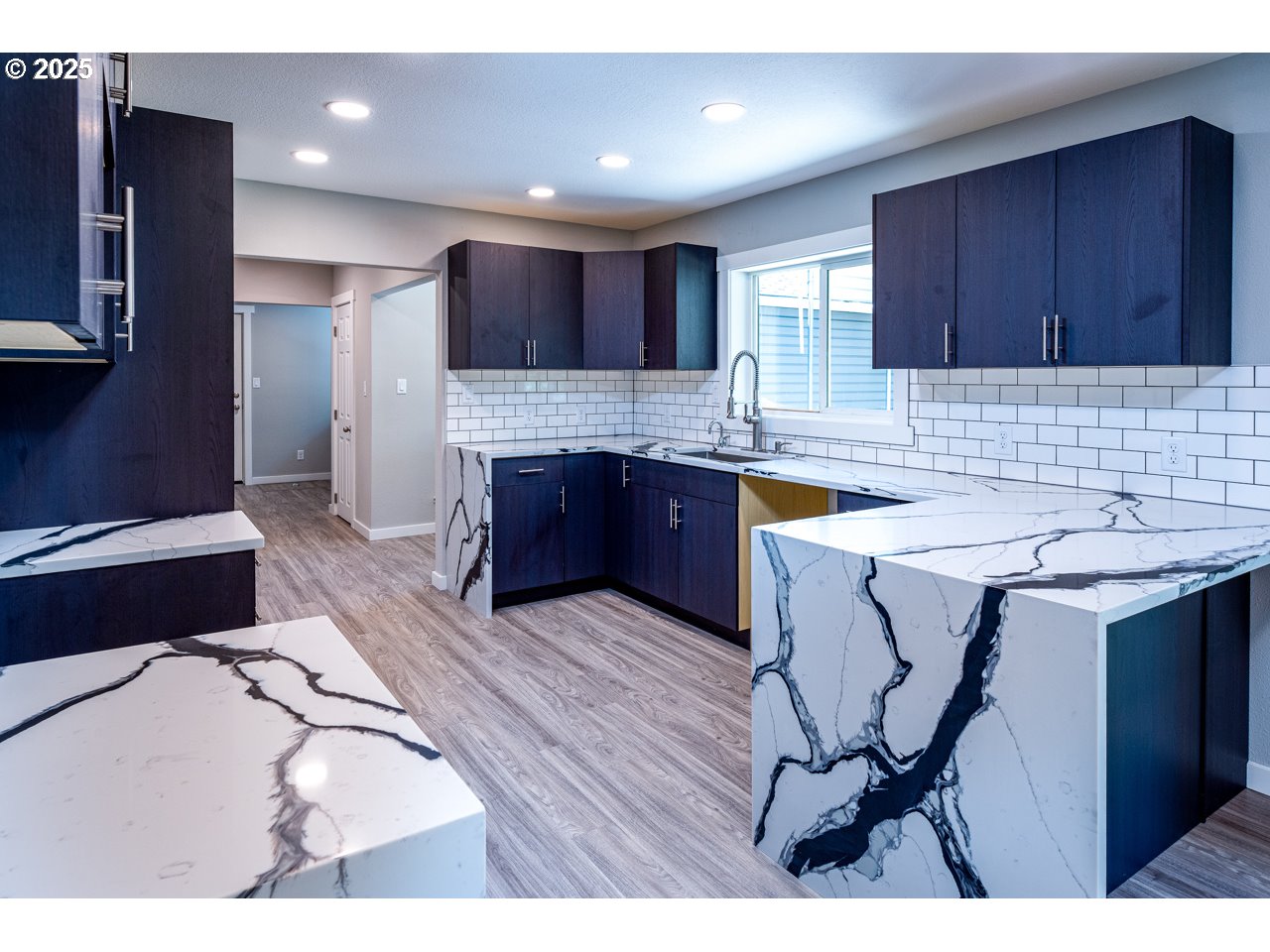 36162 South Railroad Street Crabtree, OR 97335 - Photo 18 of 34