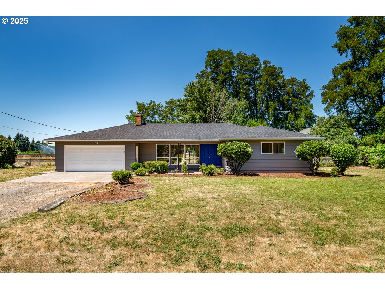 36162 South Railroad Street Crabtree, OR 97335 - Photo 2 of 34