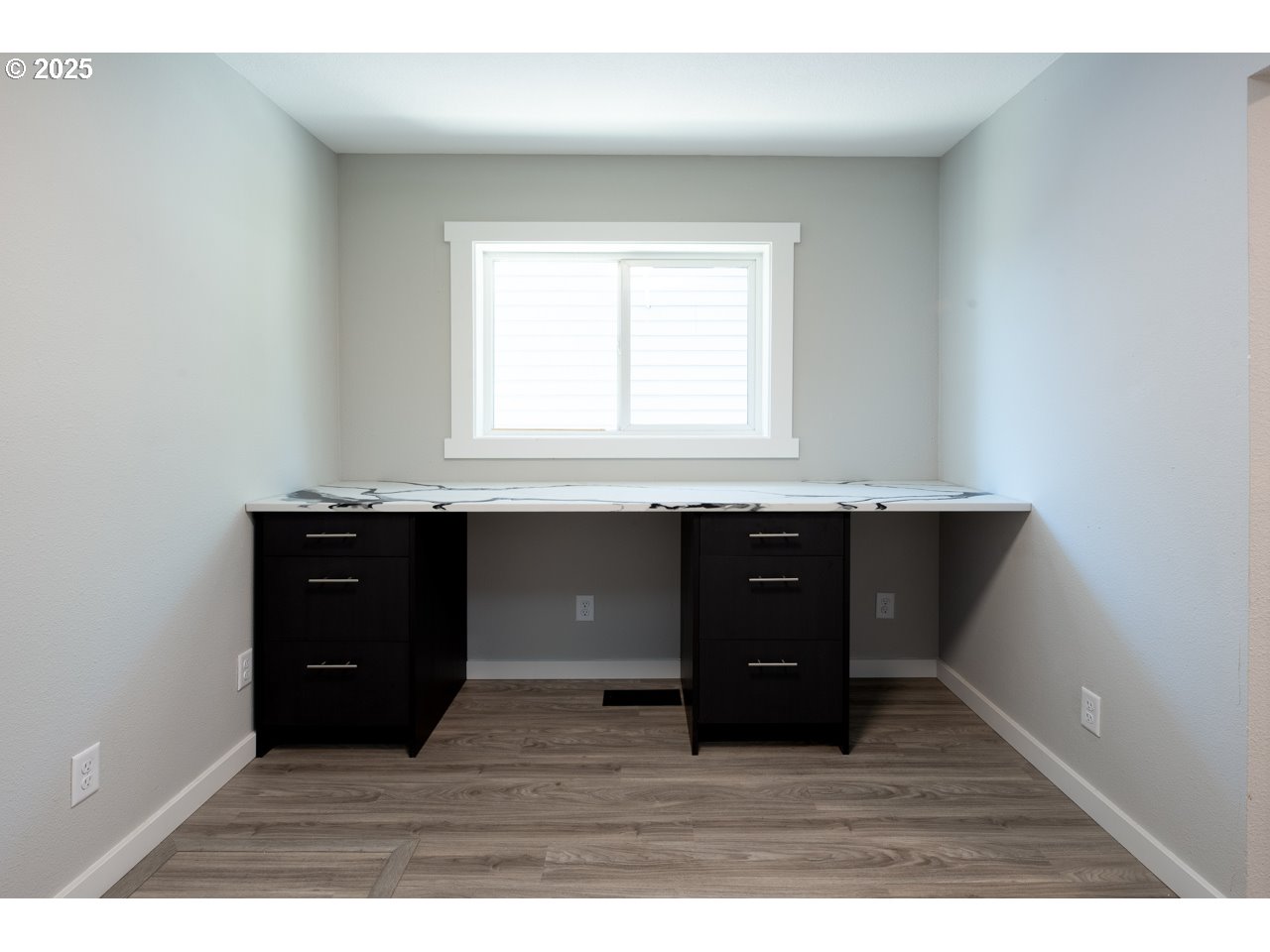 36162 South Railroad Street Crabtree, OR 97335 - Photo 23 of 34