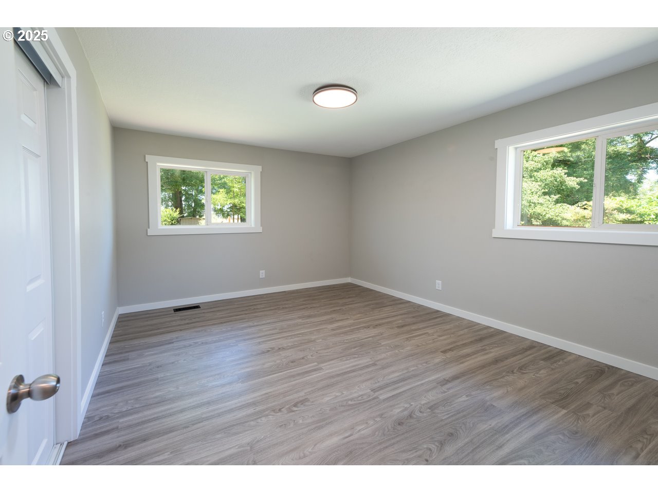 36162 South Railroad Street Crabtree, OR 97335 - Photo 26 of 34