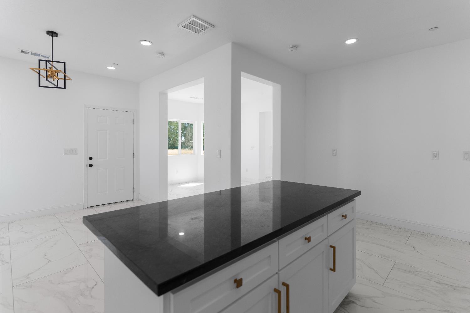 36950 Pauline Avenue Madera, CA 93636 - Photo 9 of 48 a view of a hallway