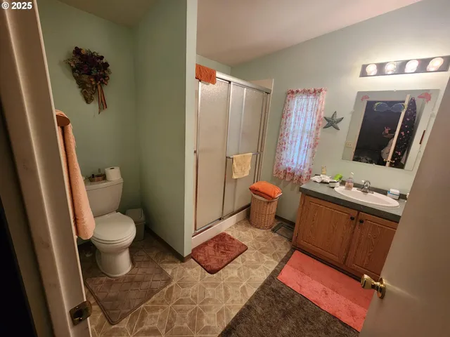 $273,000 | 258 Bobwhite Street, Roseburg, OR 97471