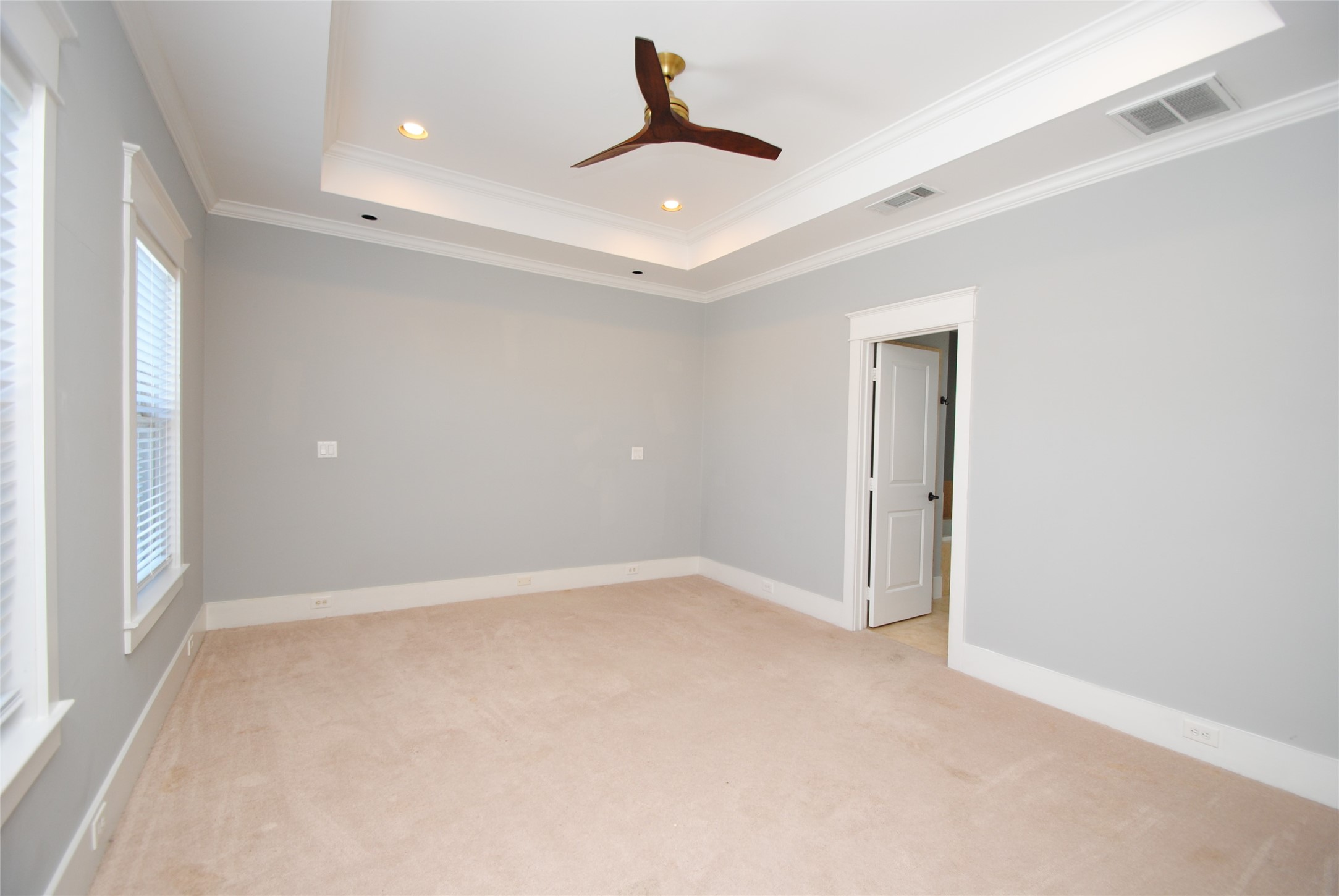 1030 West 16th Street Houston, TX 77008 - Photo 13 of 29