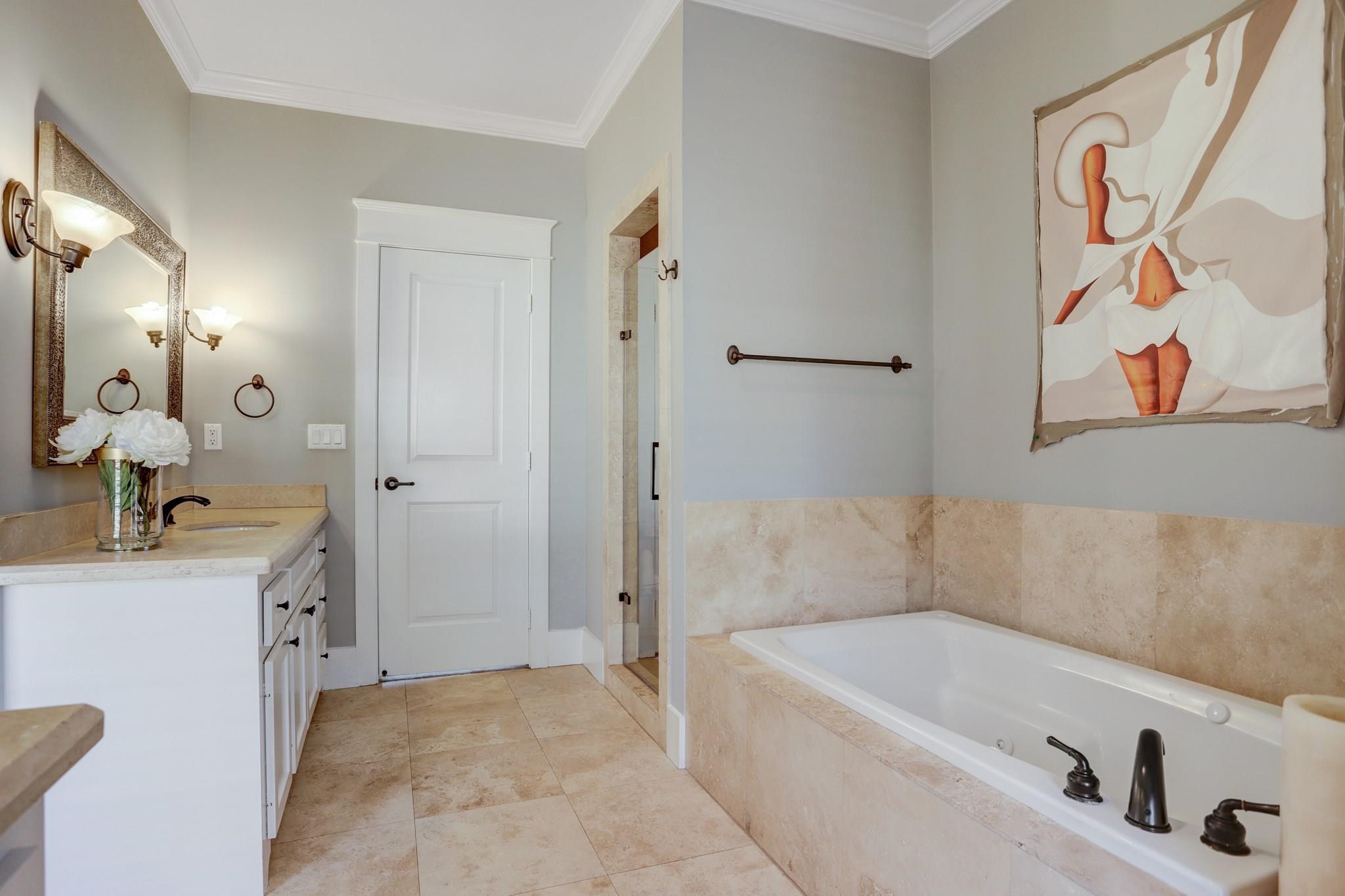 1030 West 16th Street Houston, TX 77008 - Photo 21 of 29