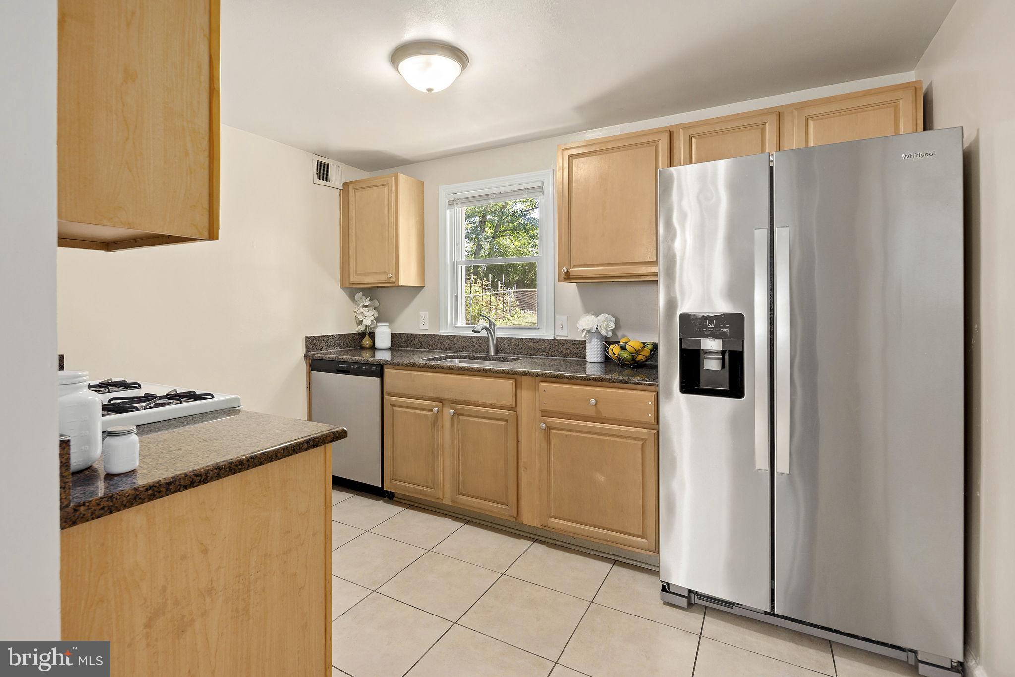 15011 Cloverdale Road Woodbridge, VA 22193 - Photo 7 of 22 Kitchen - Rear of House