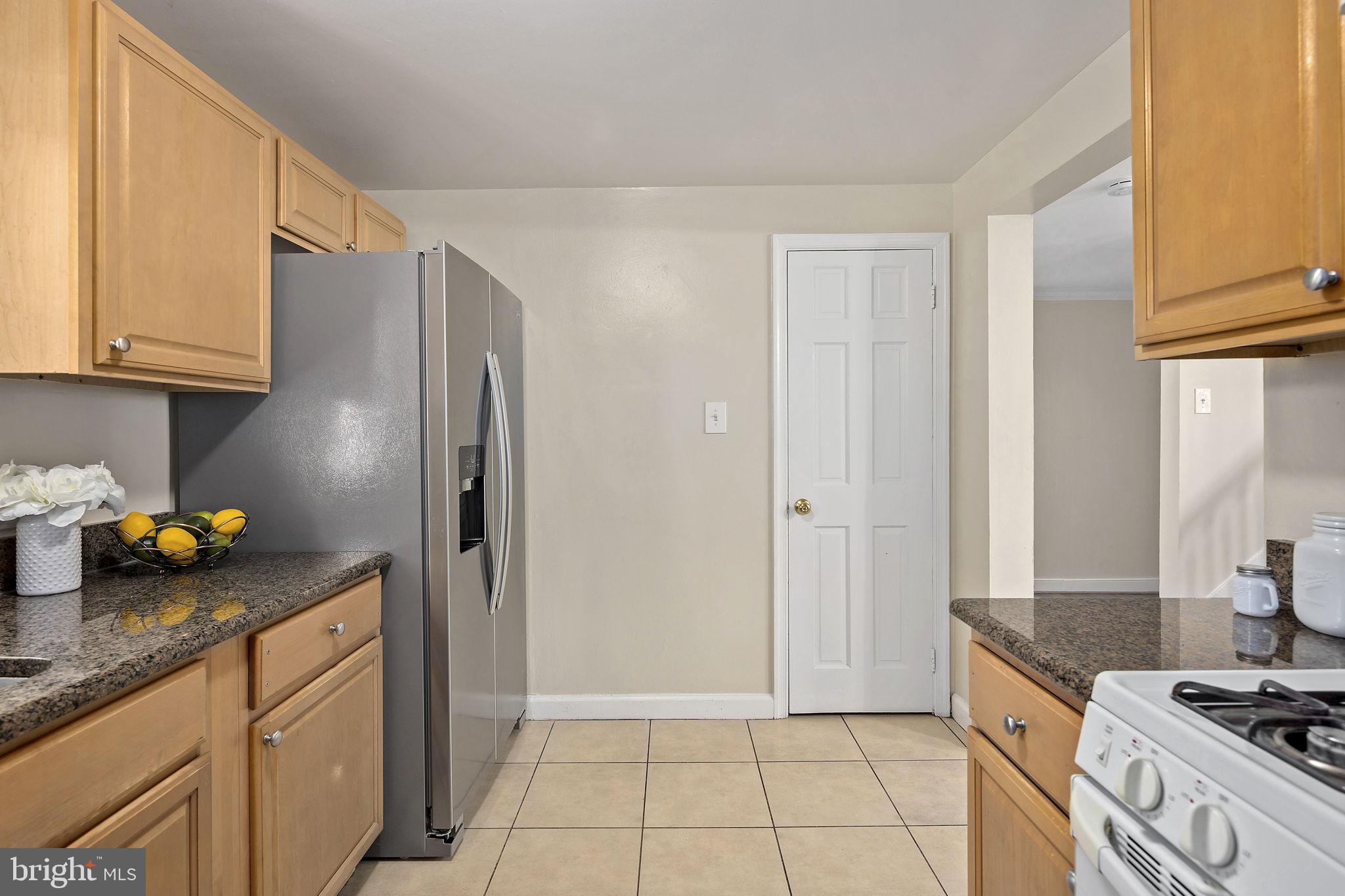 15011 Cloverdale Road Woodbridge, VA 22193 - Photo 8 of 22 Kitchen - Includes Pantry