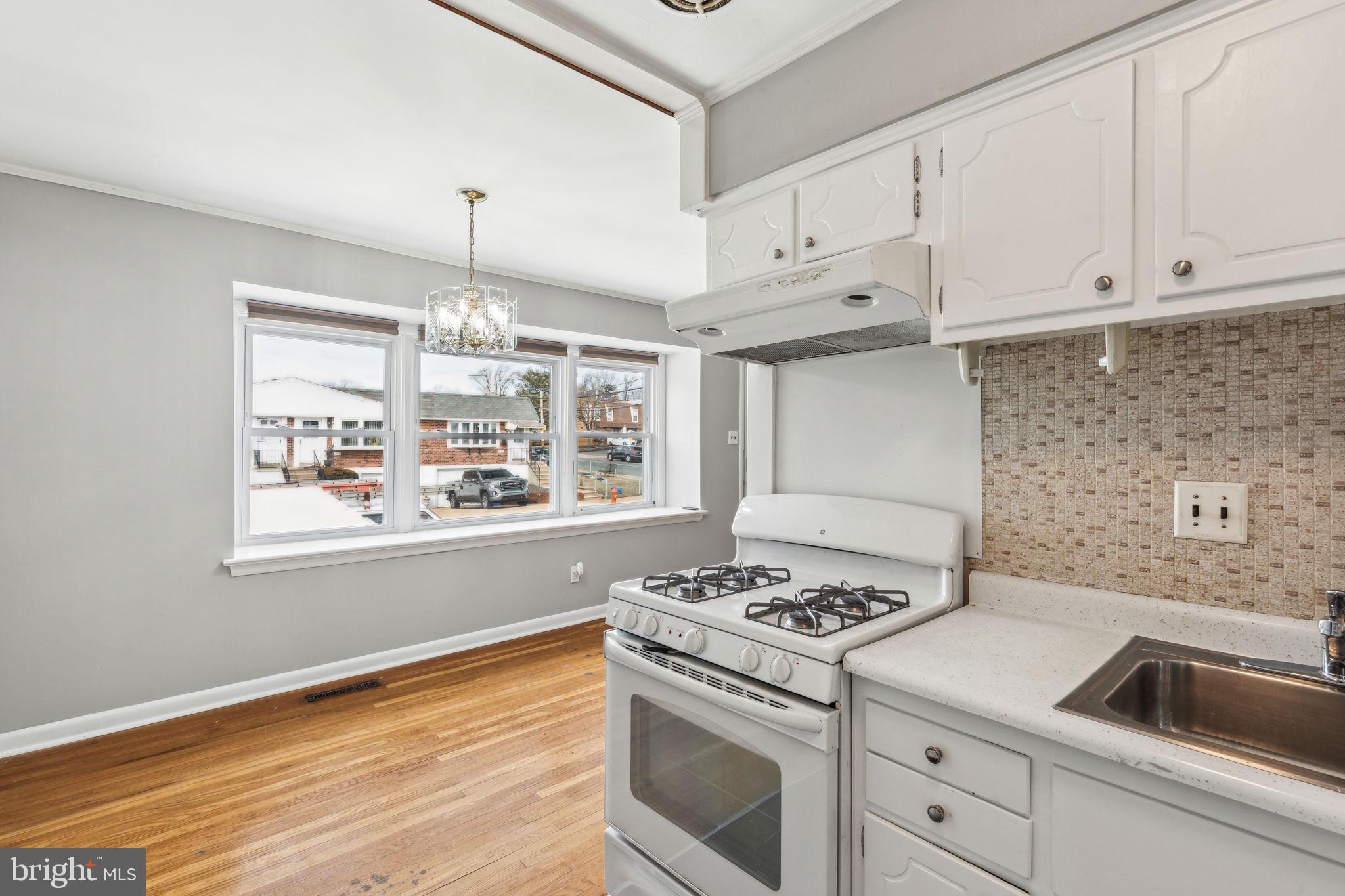 3205 Rhett Road Philadelphia, PA 19154 - Photo 10 of 34