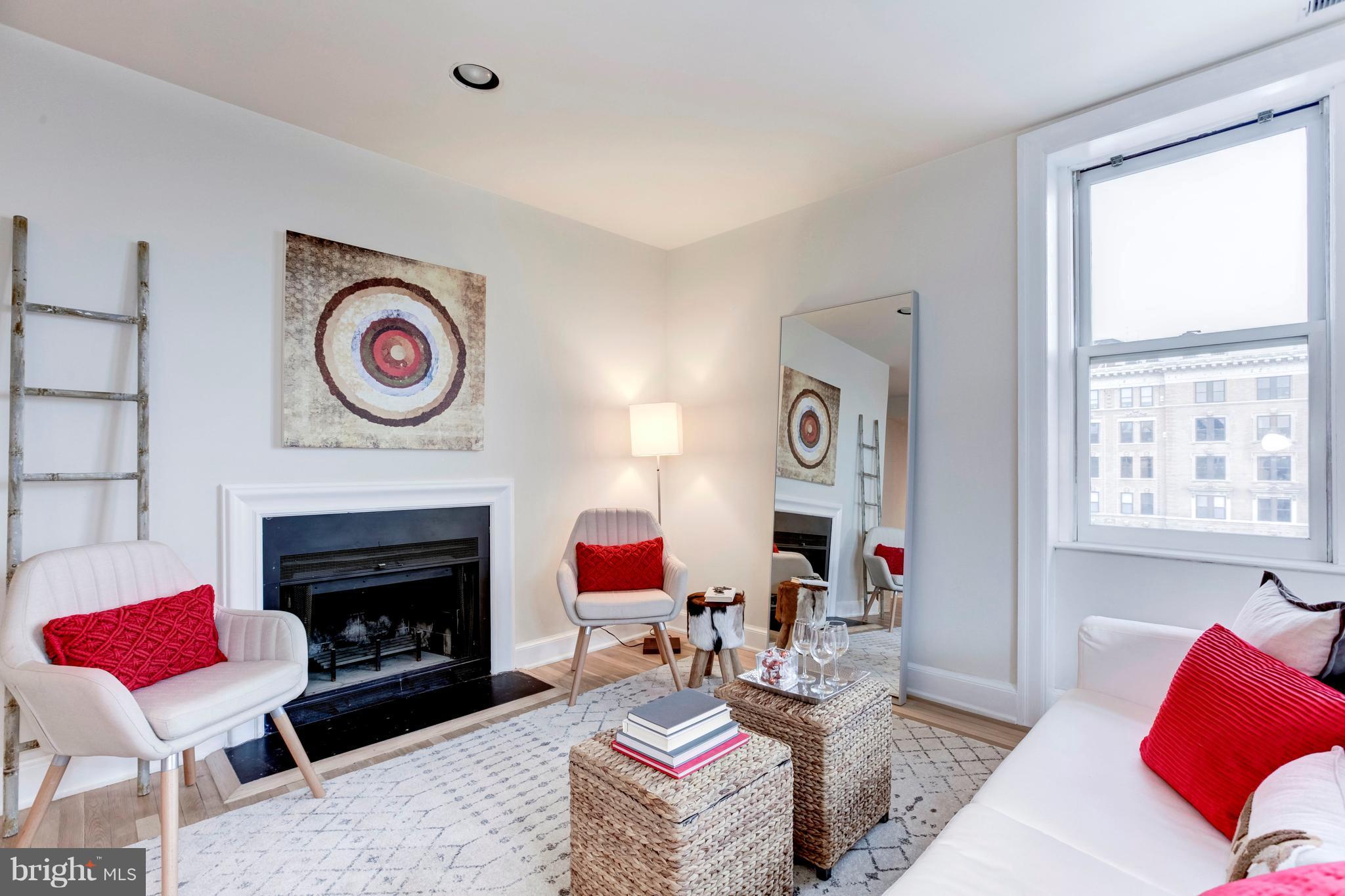 1916 17th Street Northwest, Unit 512 Washington, DC 20009 - Photo 7 of 22 Living Room