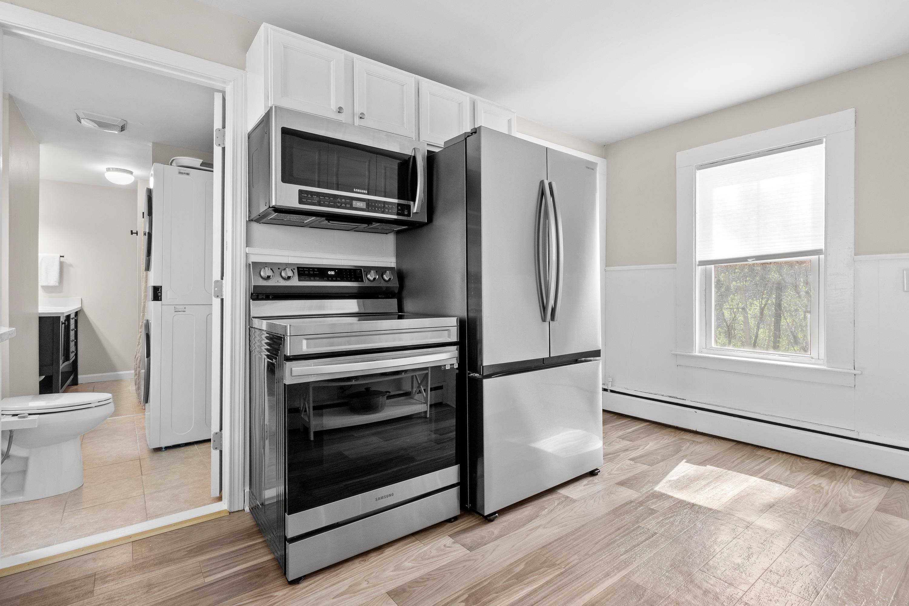 16 School Street Salem, NH 03079 - Photo 3 of 45