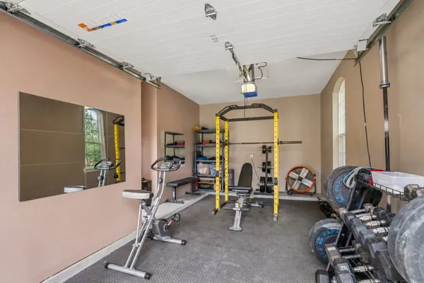 $945,000 | 15 Verdin Place, The Woodlands, TX 77389