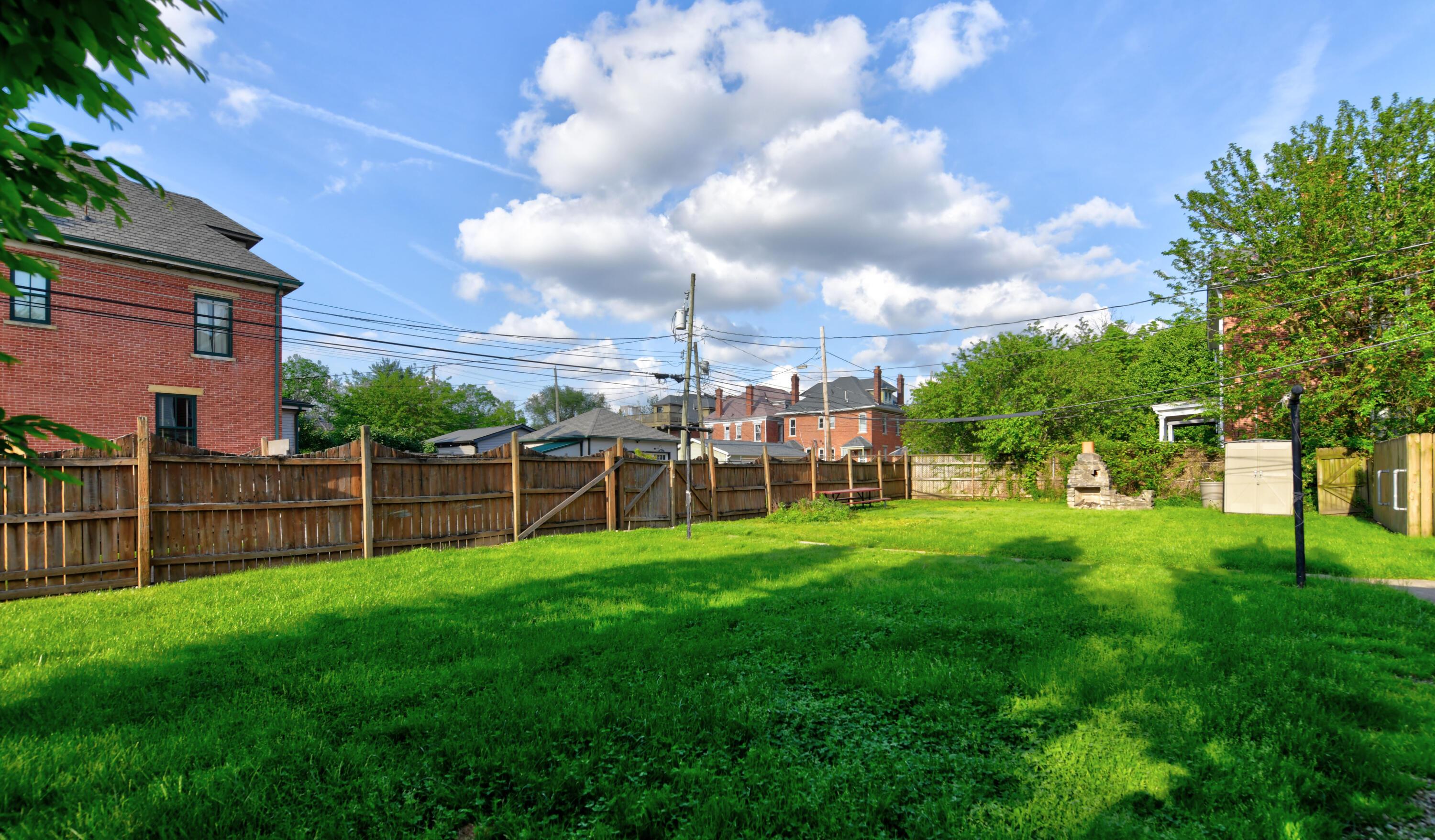 844 Bryden Road Columbus, OH 43205 - Photo 53 of 53 Yard (3)