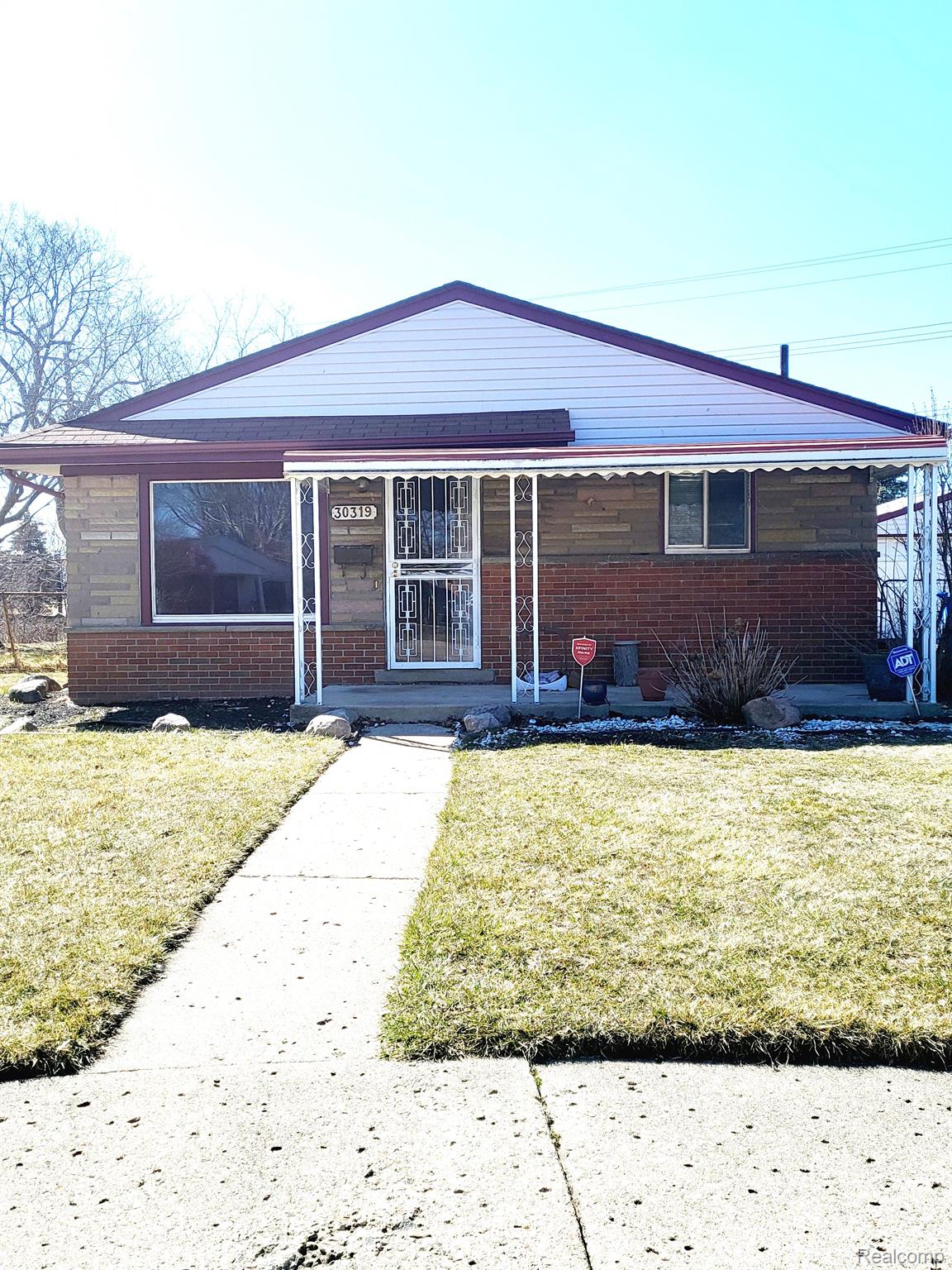 30319 Spring Court Inkster, MI 48141 - Photo 1 of 3 Gallery Image 1
