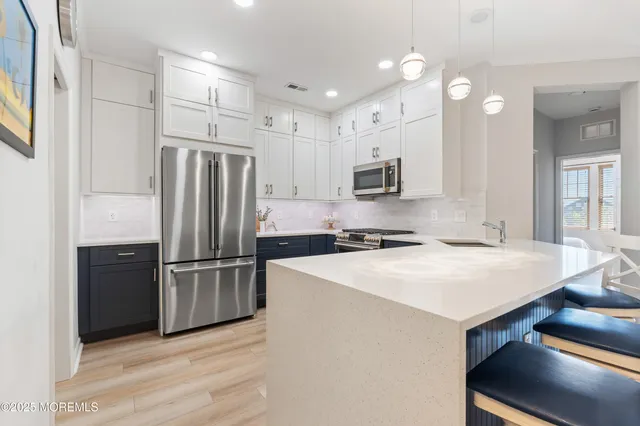 $3,850 | 22 Cooper Avenue, Unit 211, Long Branch, NJ 07740