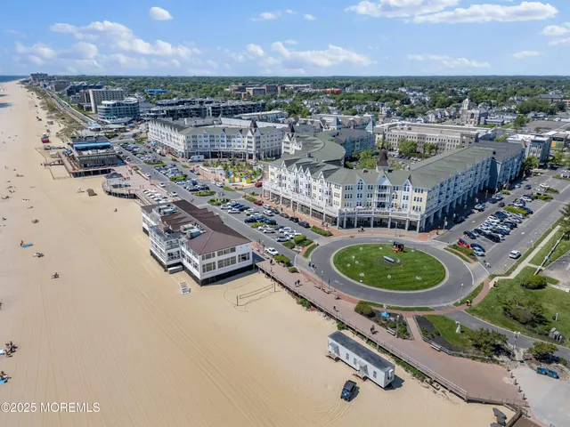 $3,850 | 22 Cooper Avenue, Unit 211, Long Branch, NJ 07740