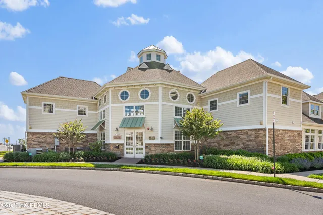 $3,850 | 22 Cooper Avenue, Unit 211, Long Branch, NJ 07740