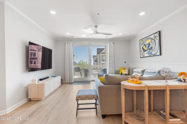 $3,850 | 22 Cooper Avenue, Unit 211, Long Branch, NJ 07740