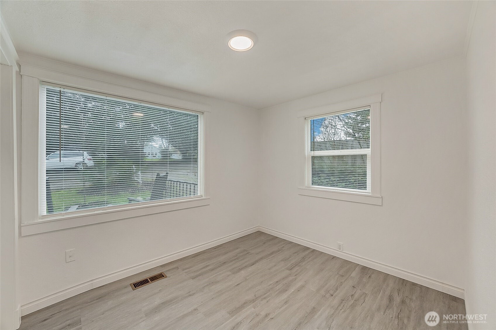 1607 Harrison Street Steilacoom, WA 98388 - Photo 15 of 37 an empty room with a window