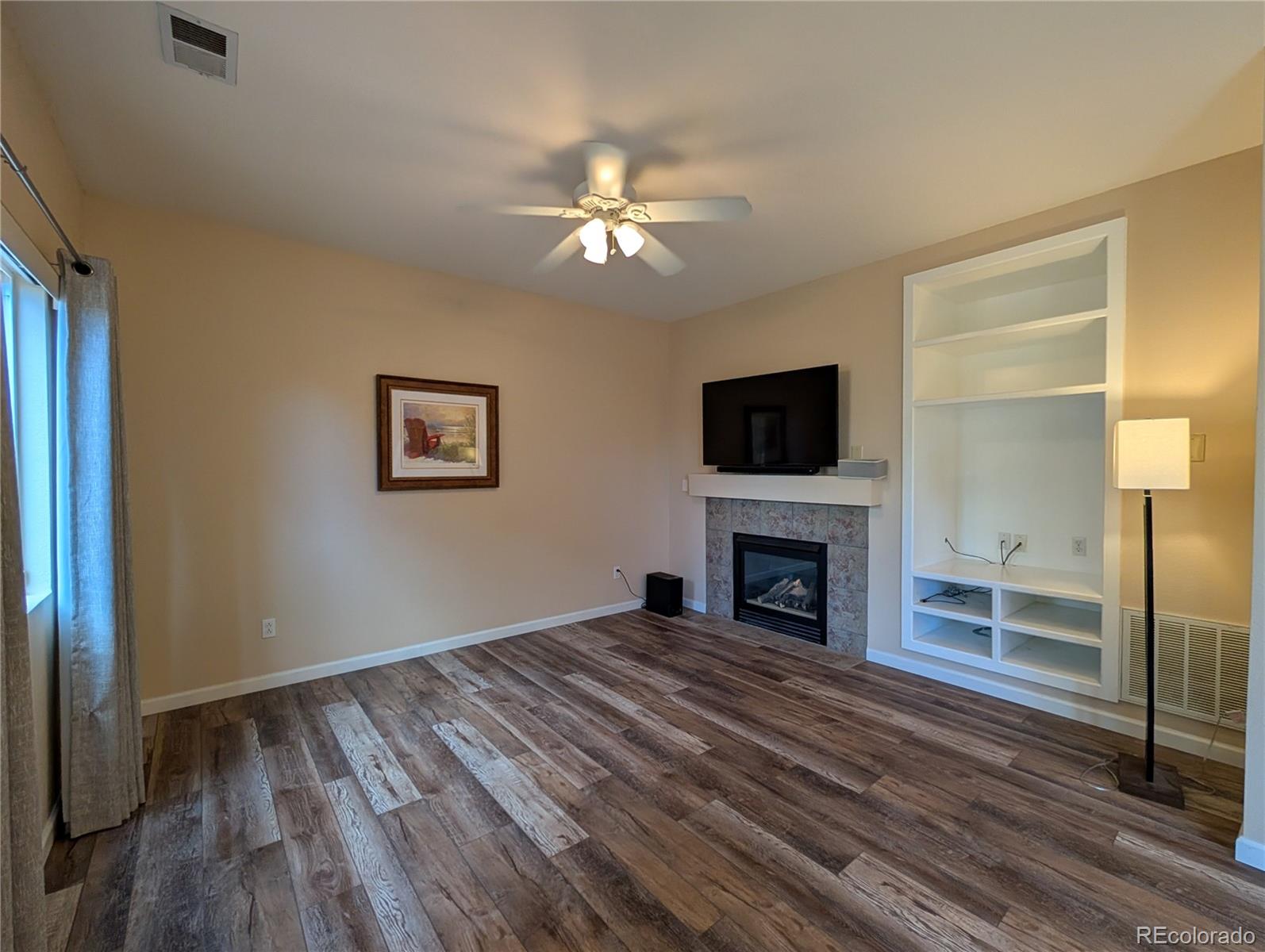 10360 Tracewood Court Highlands Ranch, CO 80130 - Photo 8 of 28