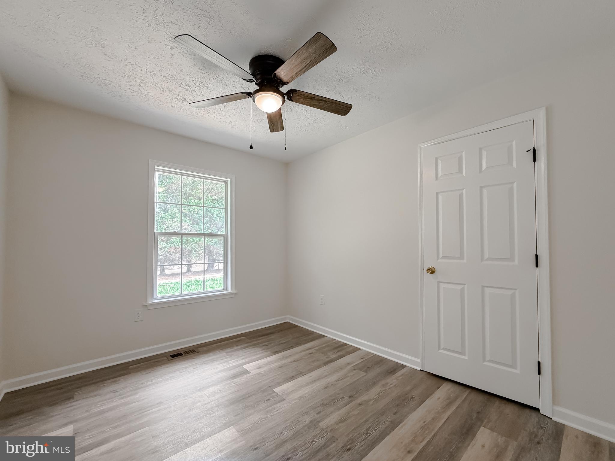 39655 Persimmon Creek Road Mechanicsville, MD 20659 - Photo 10 of 35 Bedroom #1