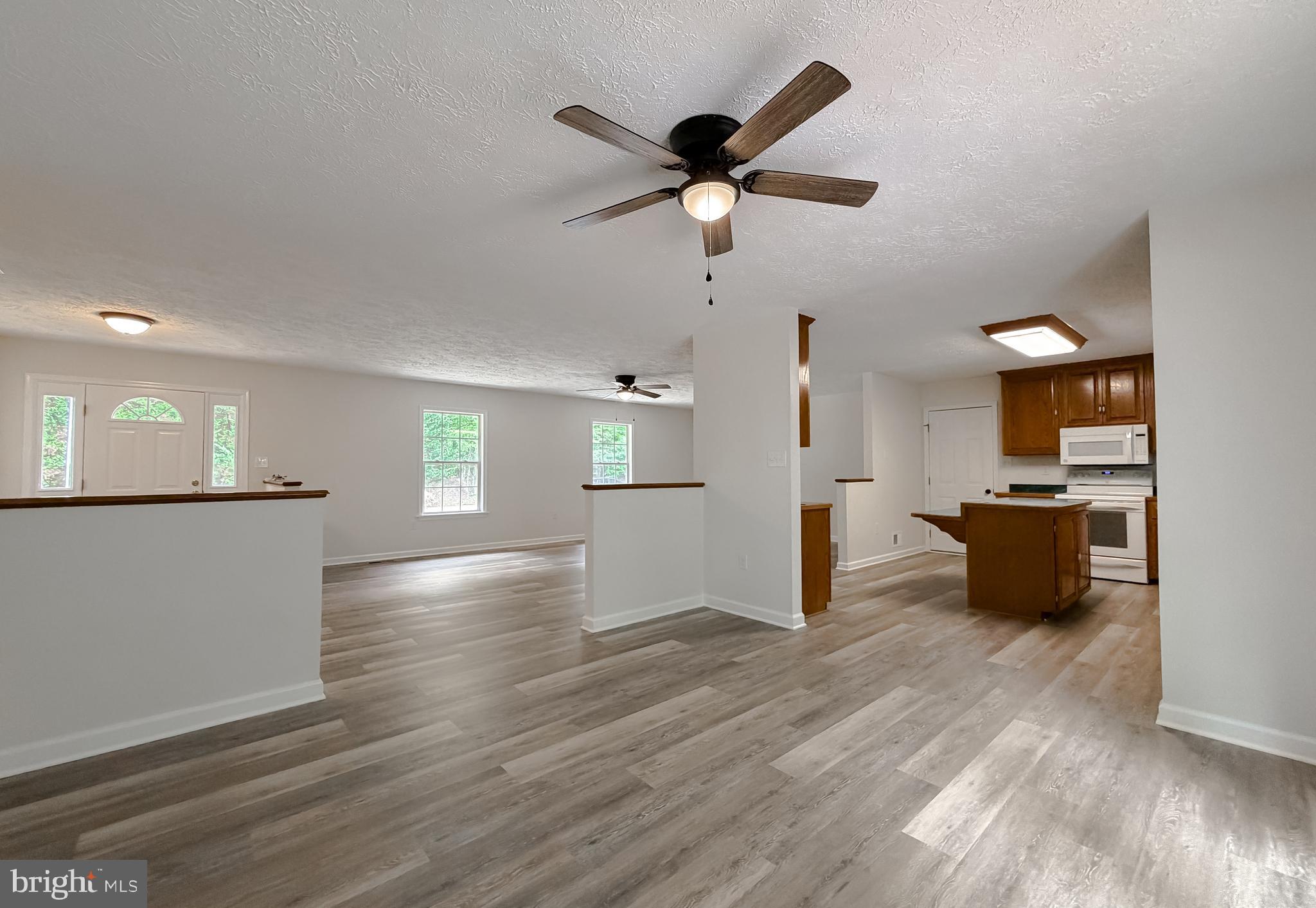39655 Persimmon Creek Road Mechanicsville, MD 20659 - Photo 6 of 35