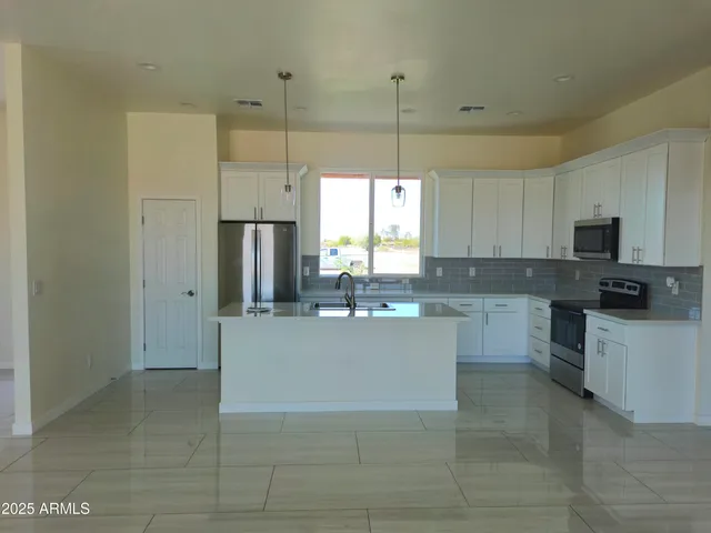 $439,500 | 4433 East Pinto Drive, Eloy, AZ 85131