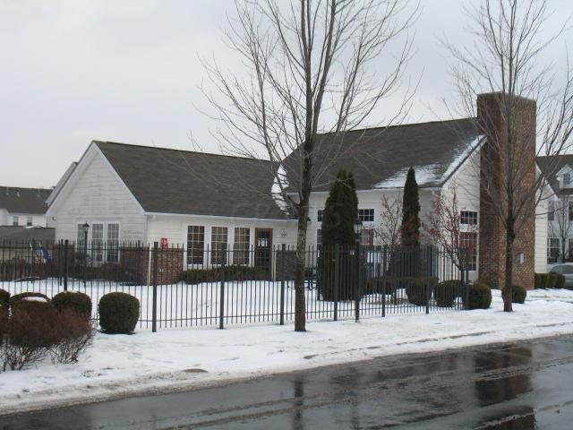 585 Lazelle Road Westerville, OH 43081 - Photo 2 of 14
