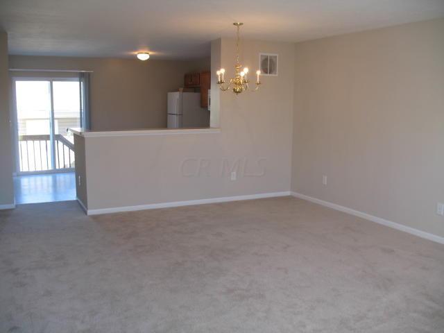 585 Lazelle Road Westerville, OH 43081 - Photo 4 of 14