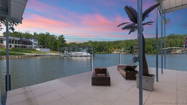 $1,890,000 | 149 Thornwood Circle, Sunrise Beach, MO 65079