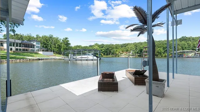 $1,890,000 | 149 Thornwood Circle, Sunrise Beach, MO 65079