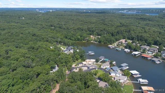 $1,890,000 | 149 Thornwood Circle, Sunrise Beach, MO 65079