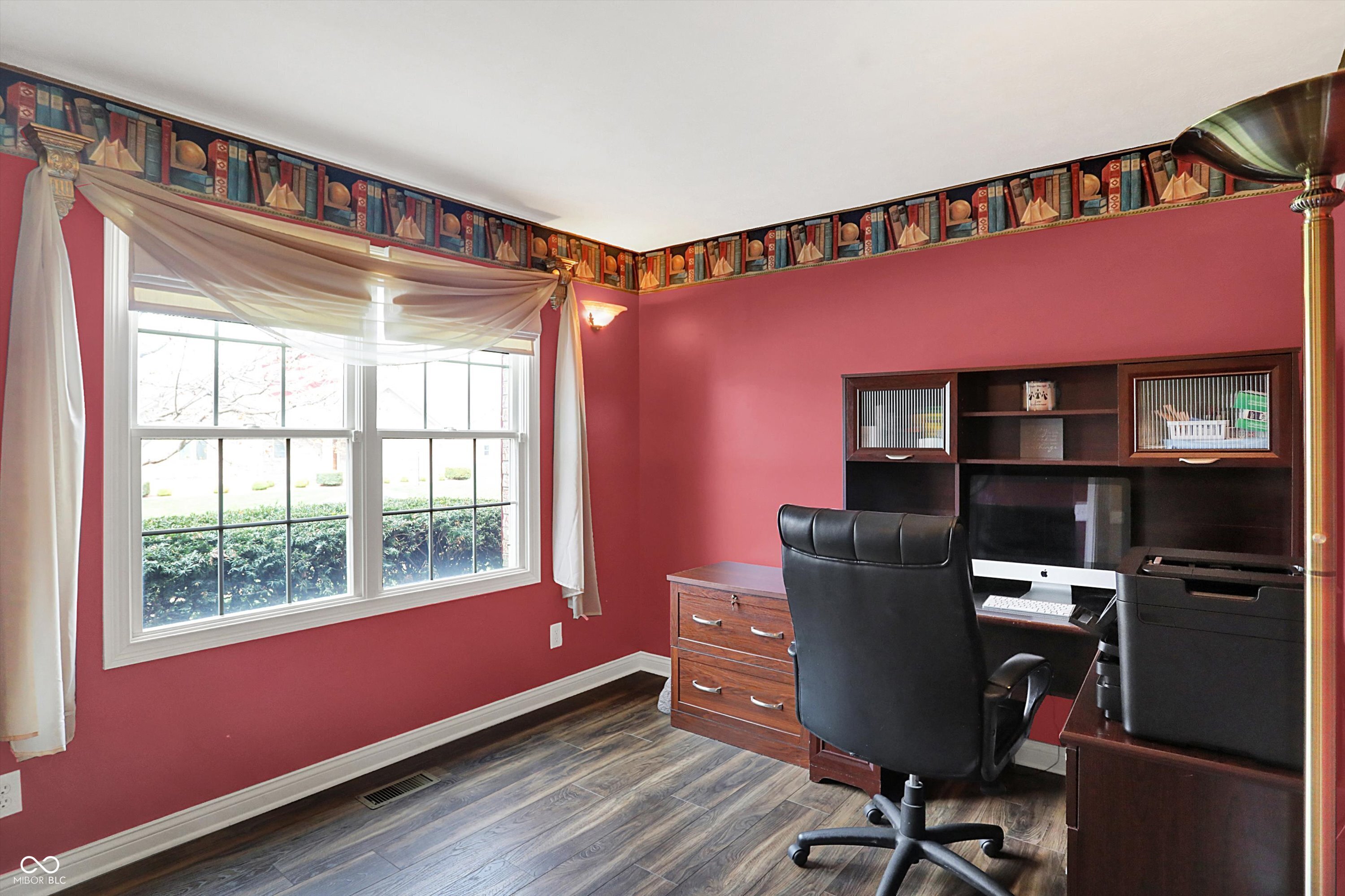 1611 Connemara Road Indianapolis, IN 46217 - Photo 24 of 56 Gallery Image 24