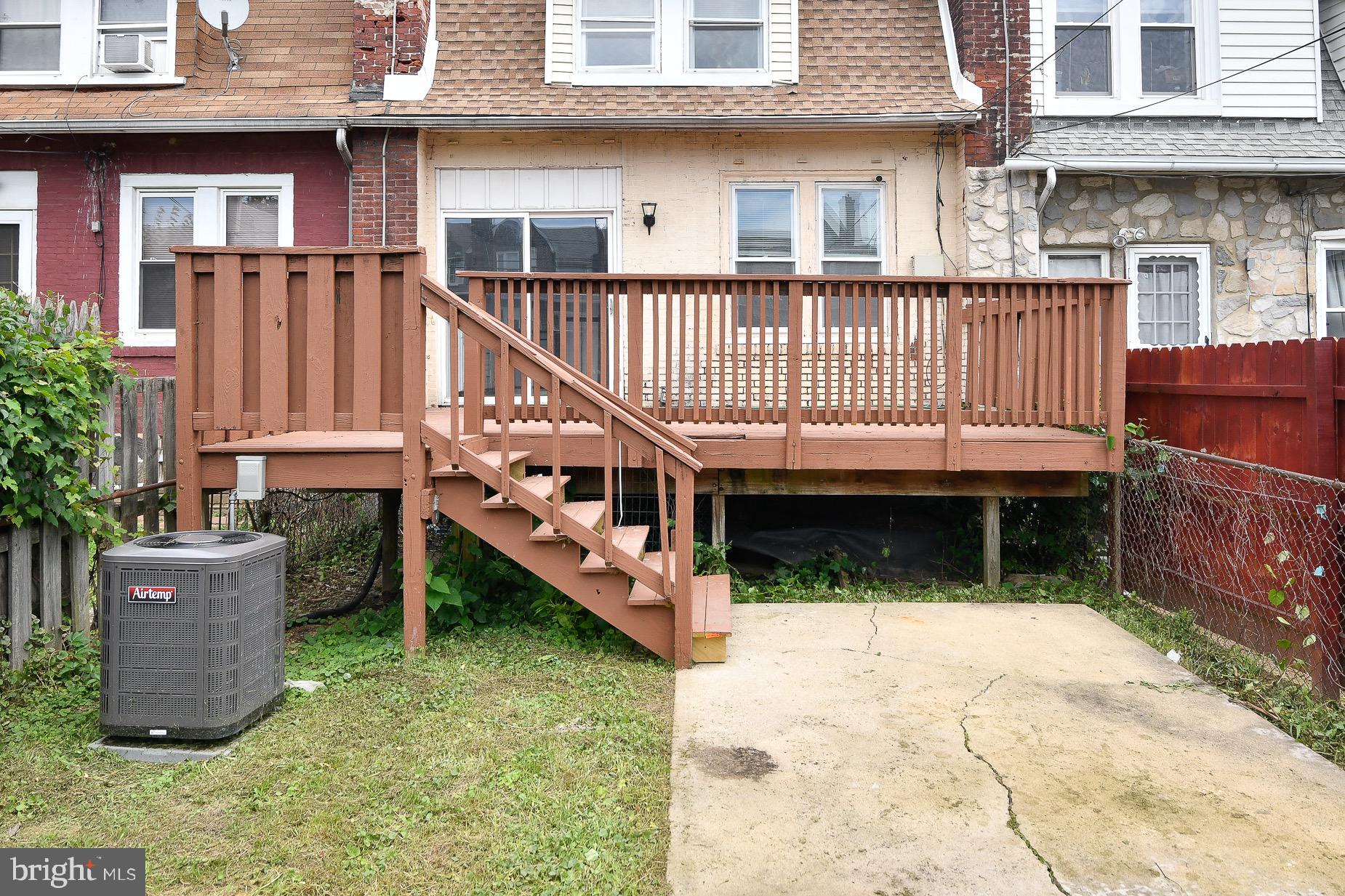 35 Cedar Street Marcus Hook, PA 19061 - Photo 15 of 31