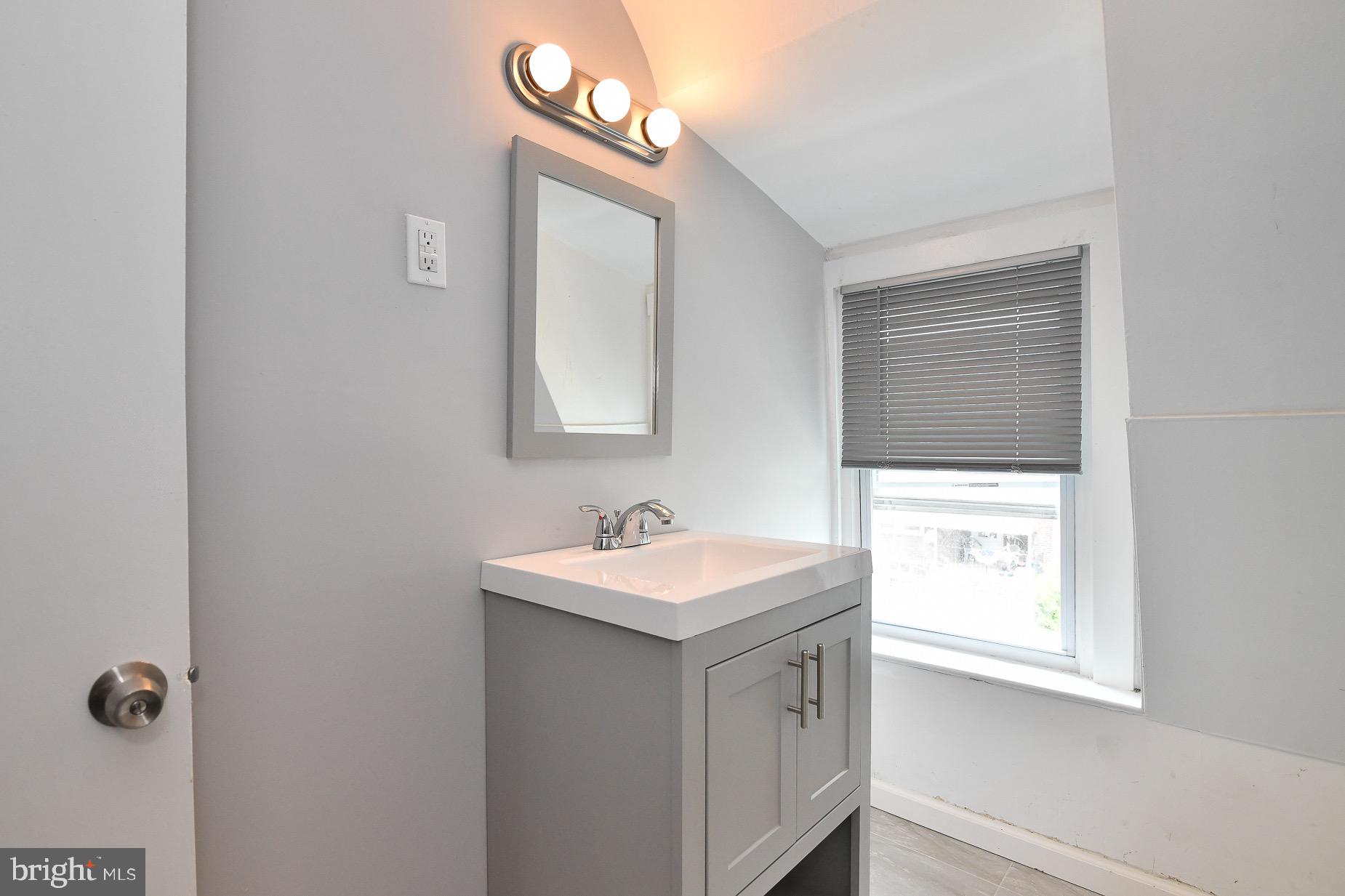 35 Cedar Street Marcus Hook, PA 19061 - Photo 28 of 31